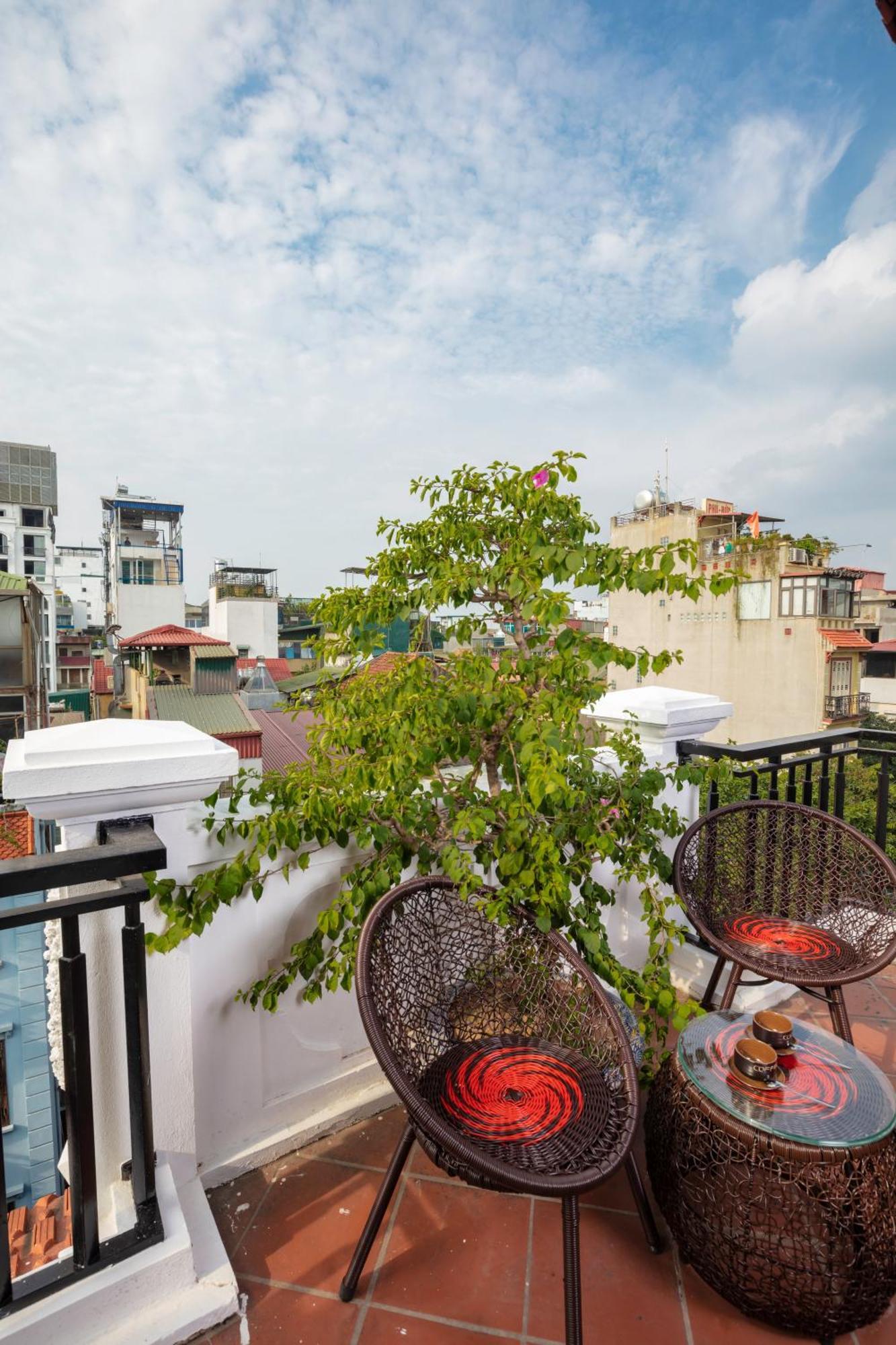 Queen Light Hotel Hanoi Exterior foto