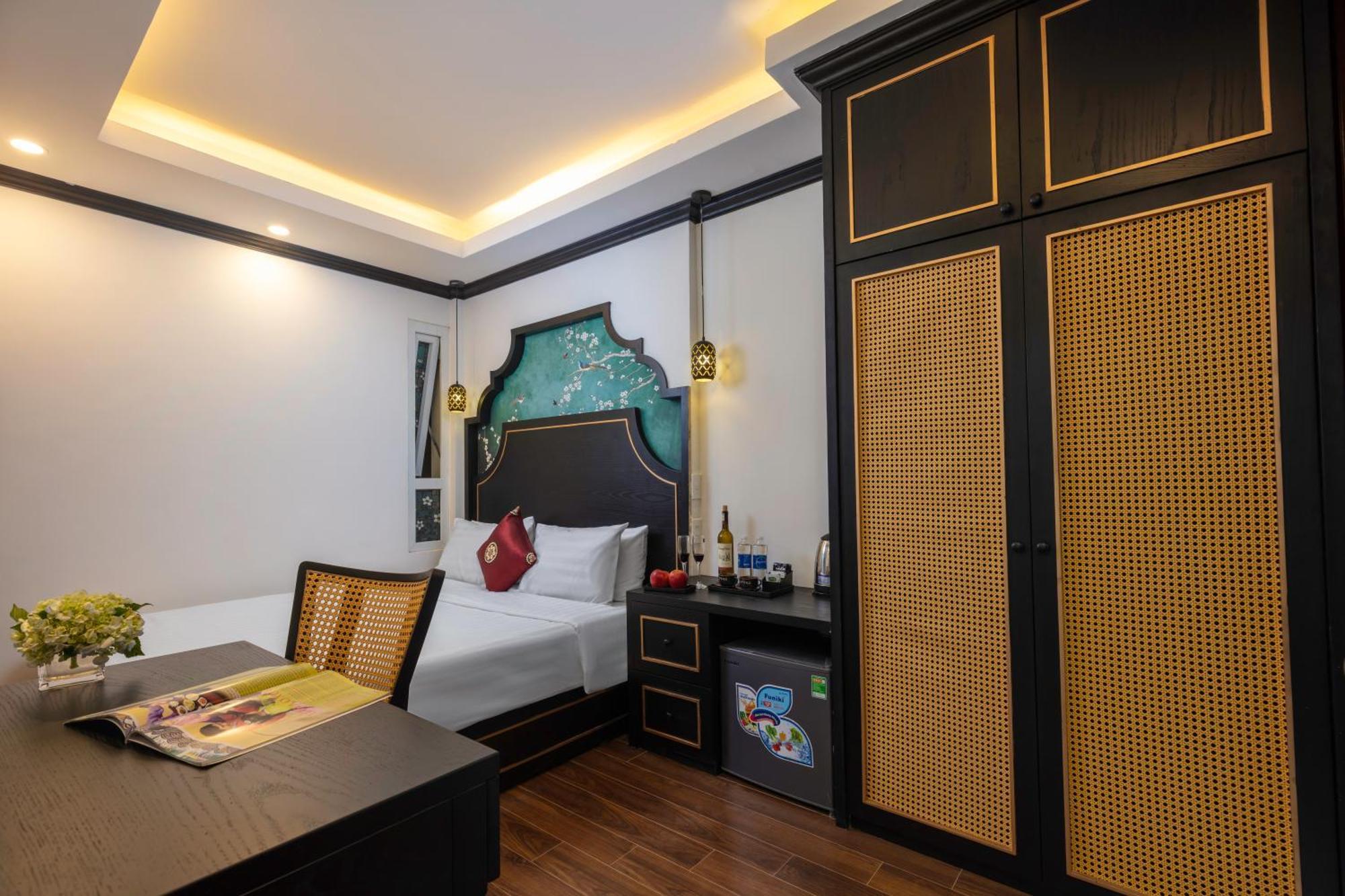 Queen Light Hotel Hanoi Exterior foto