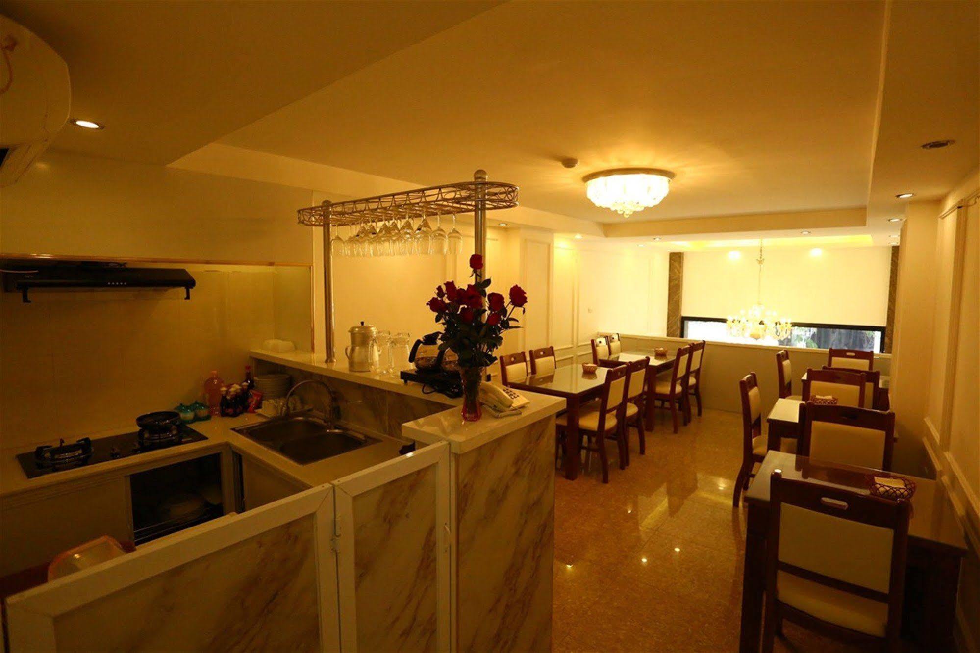 Queen Light Hotel Hanoi Exterior foto